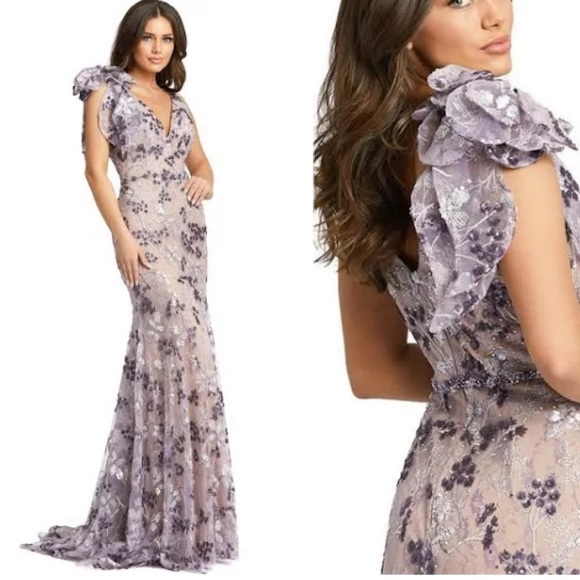 New women Sz 14 Beaded sophisticated gown - Picture 3 of 13